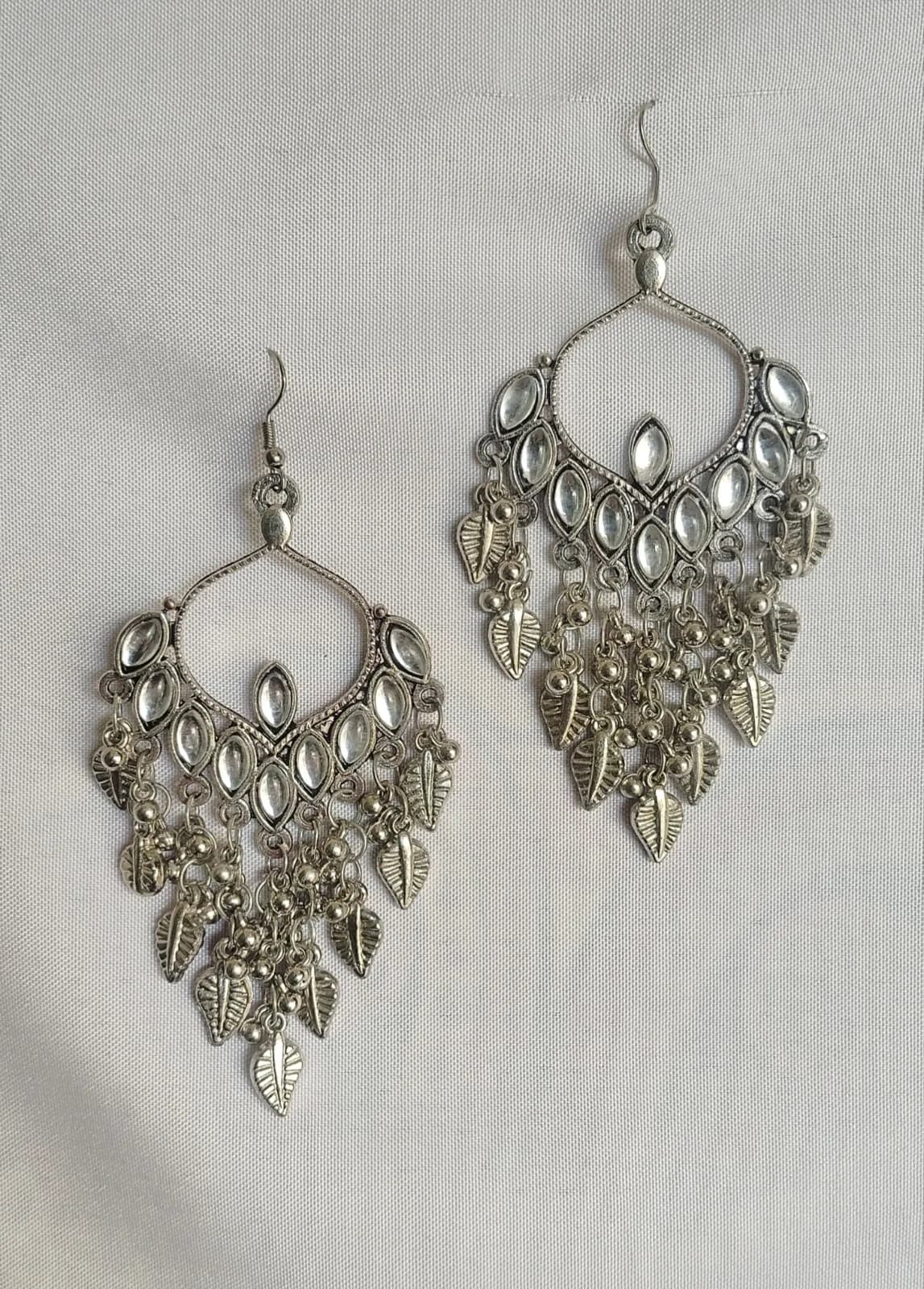 MAHARANI LEAF JHUMKA