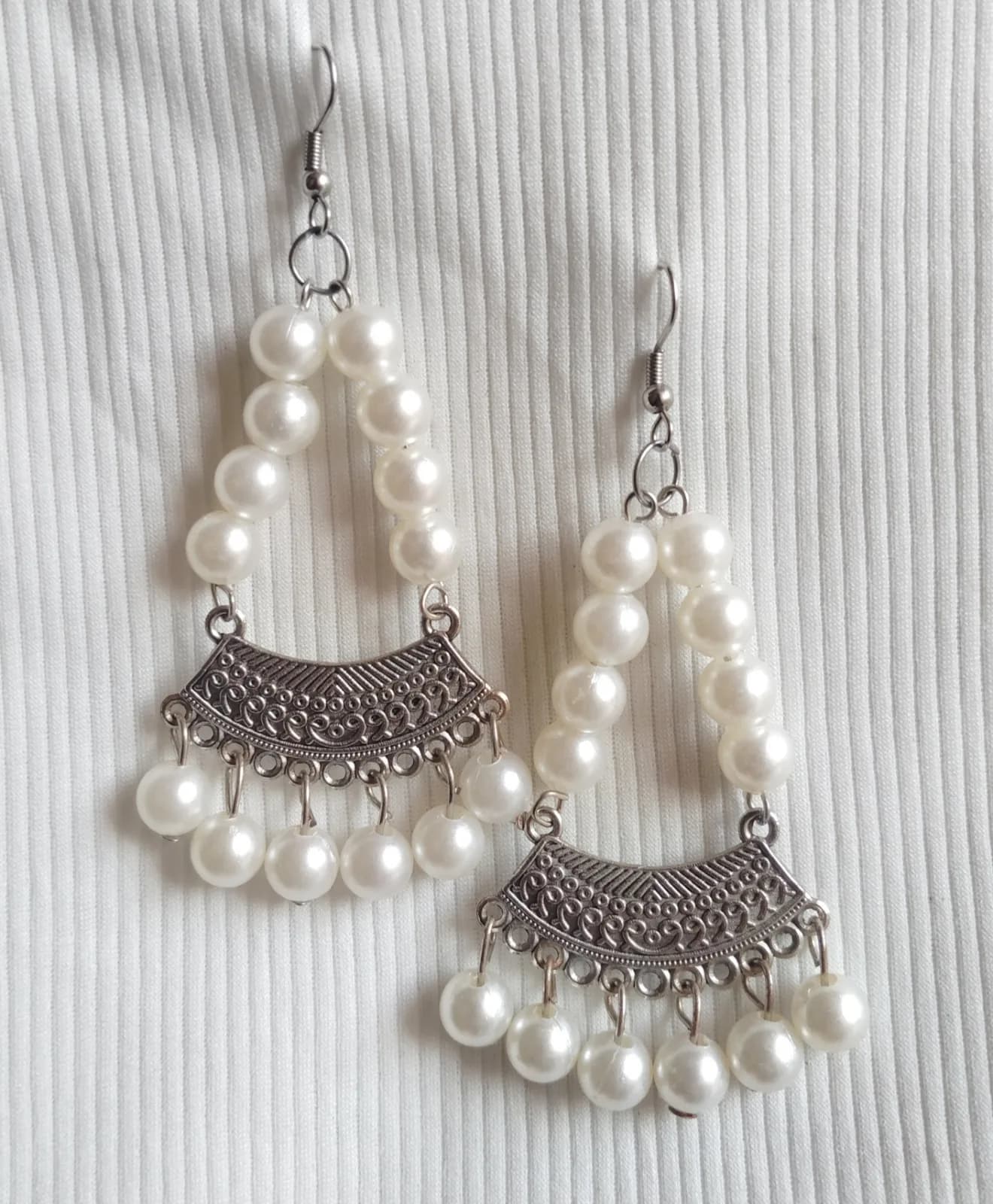 PEARL CHANDELIER JHUMKA