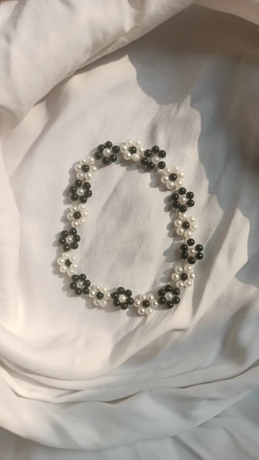 DAISY BRACELET ( HANDMADE )