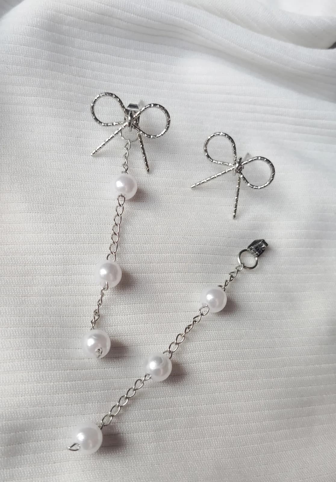 PEARL BOW EARRINGS