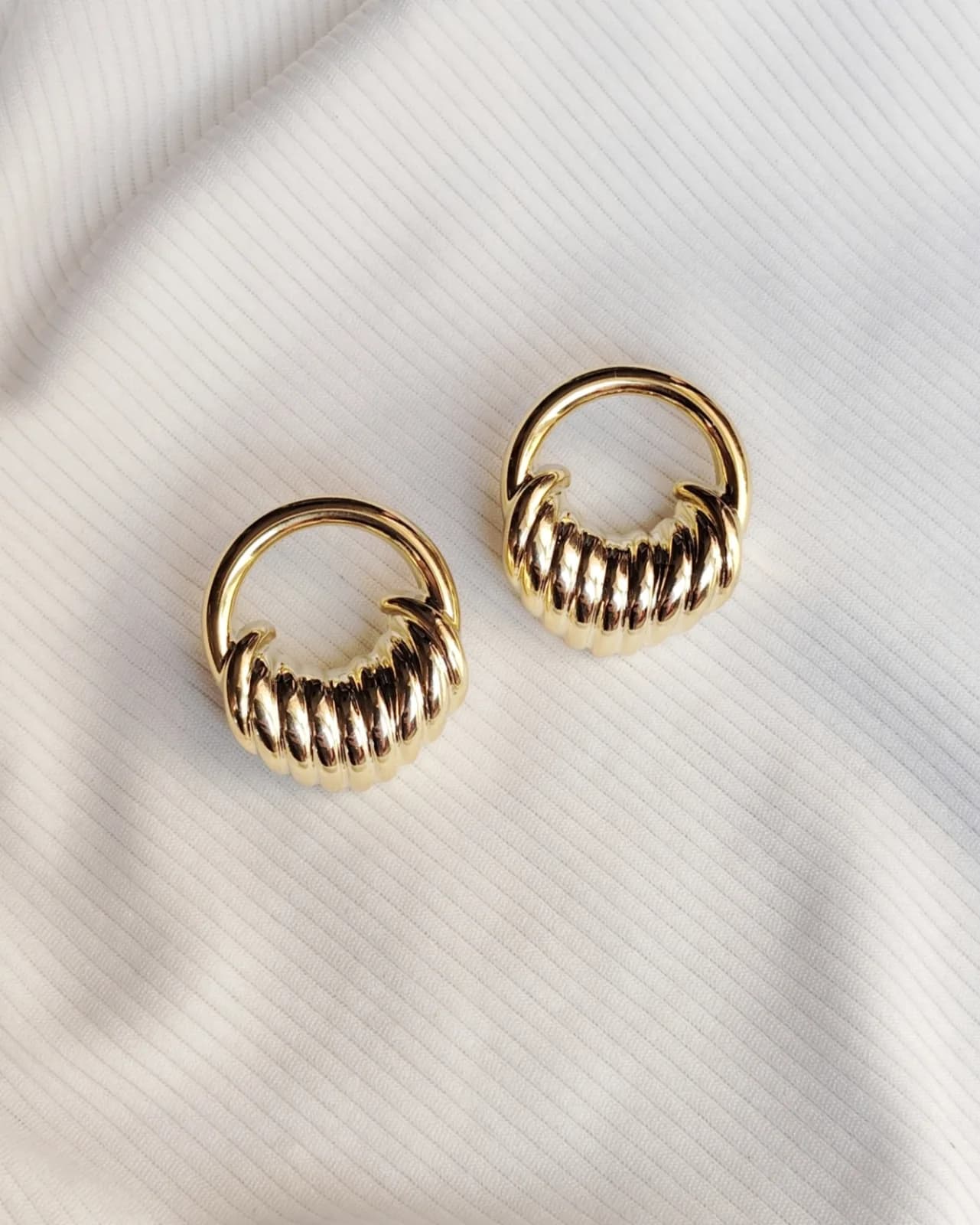 SWIRL HOOPS